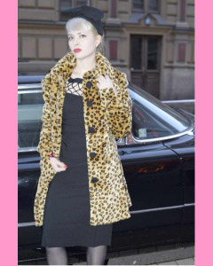 Bettie Page Wild Thing Short Leopard Coat